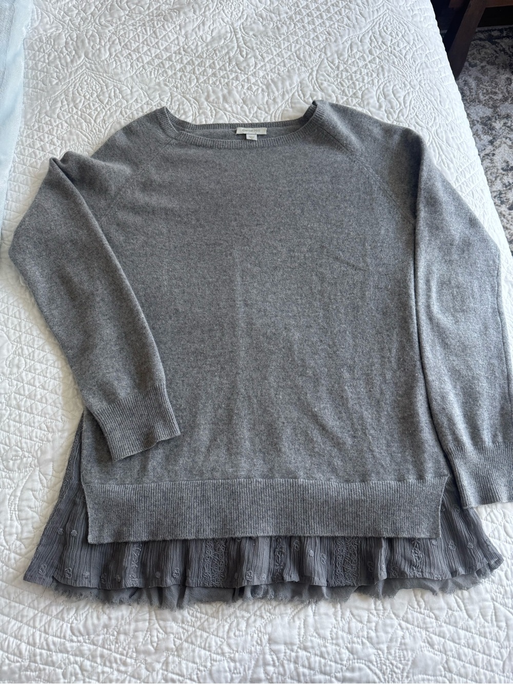 Garnet Hill Heather Gray Cashmere Sweater with lace trim
